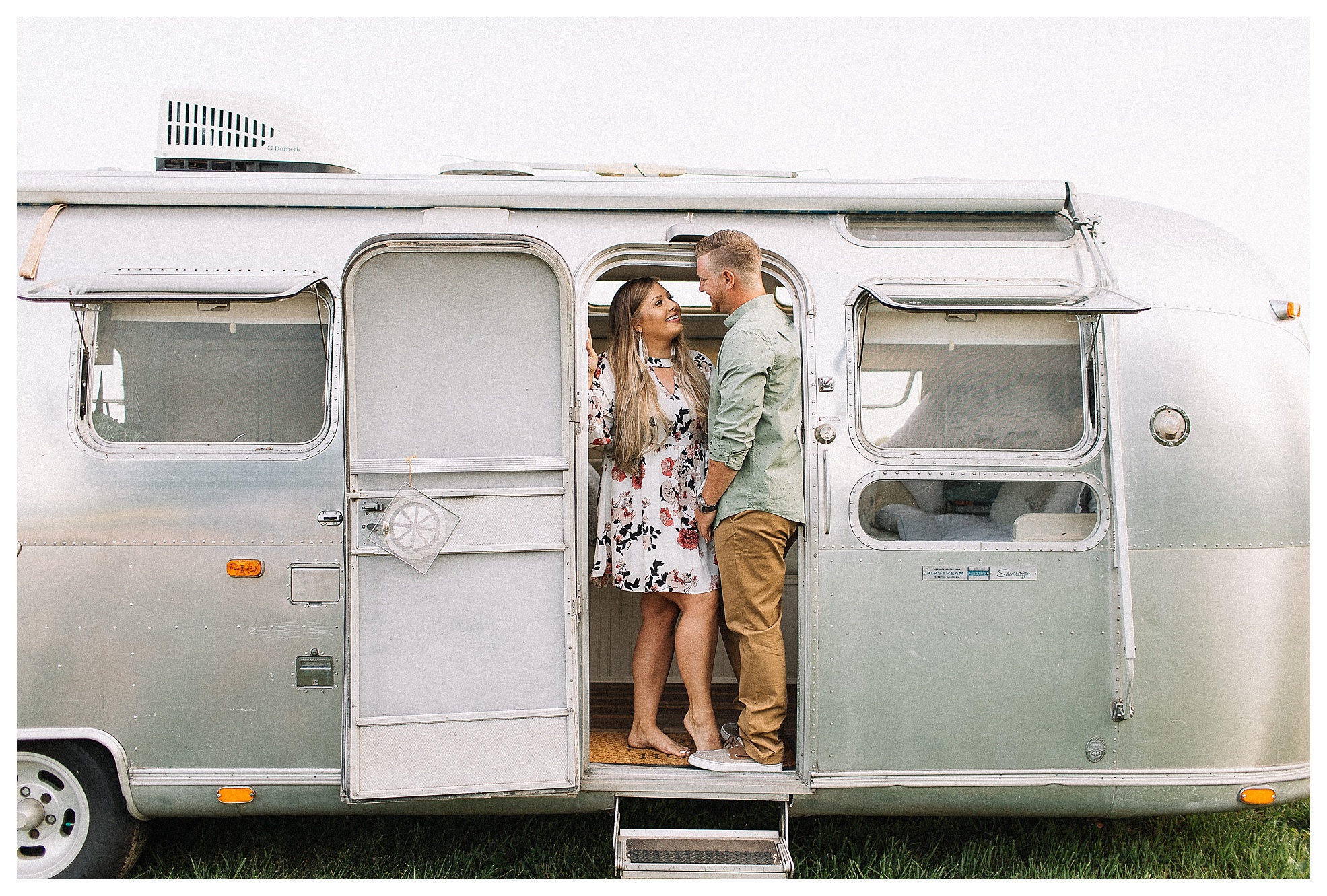 engagement pictures in an airstream
