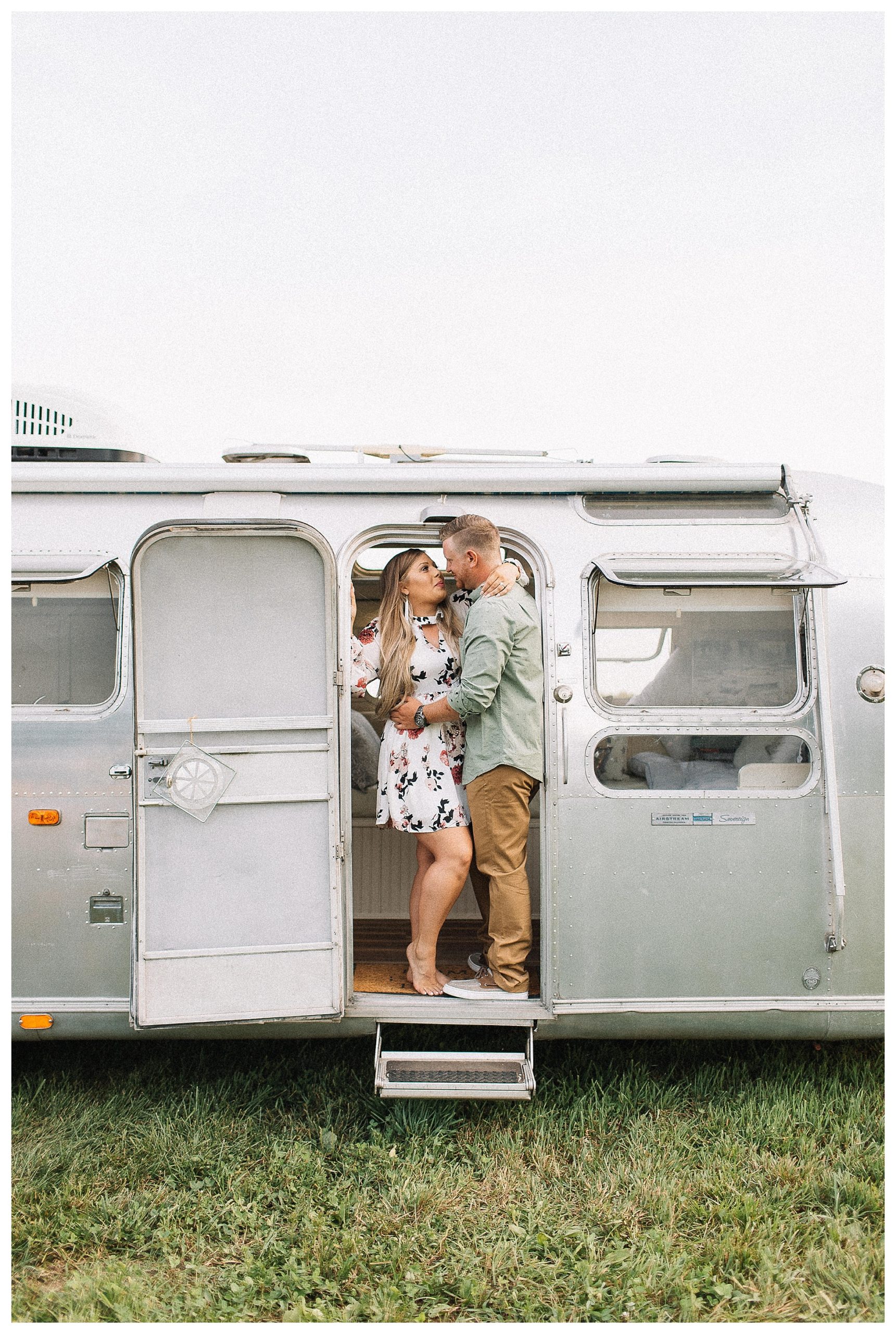 airstream-engagement-pictures-courtney-sinclair-photography-19.jpg