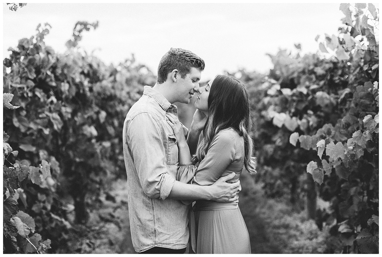 flower-field-engagement-pictures-11.jpg
